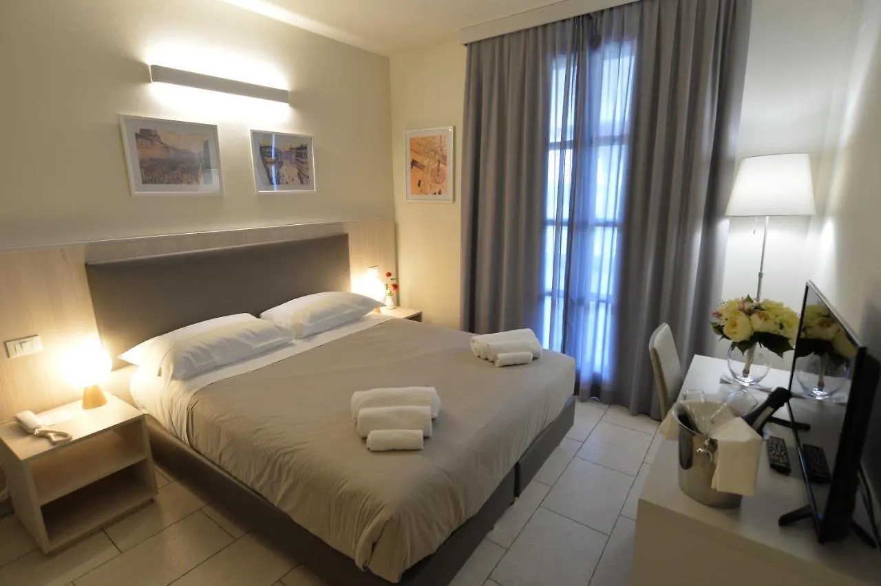Villa Nadar Altopascio 3*,